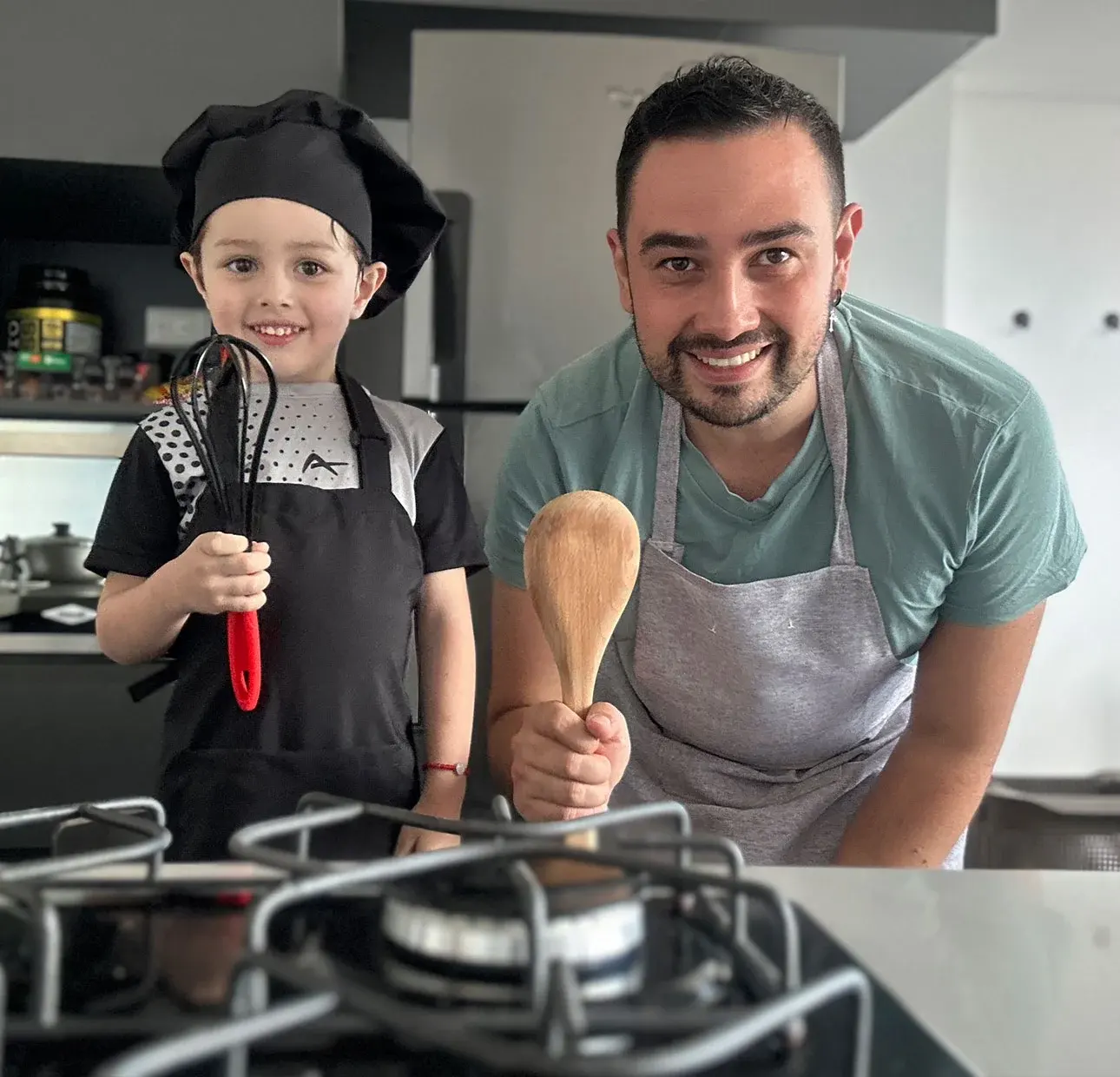 Cocinando padre e hijo